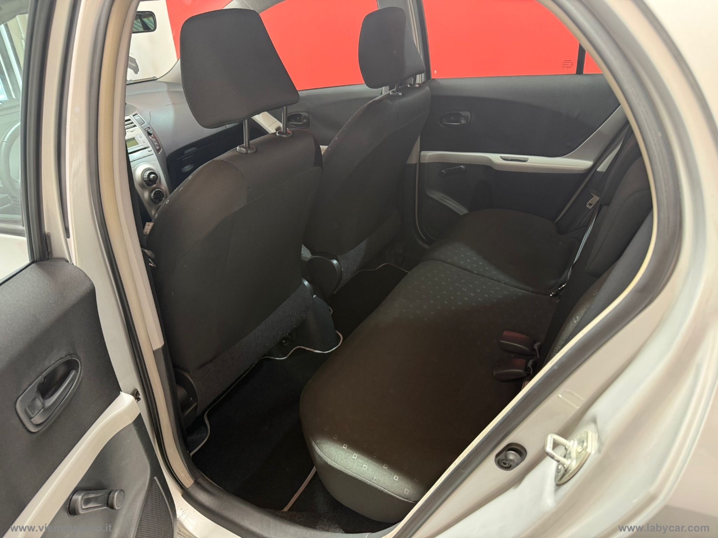 Yaris 1.0 5p. Now - immagine 8