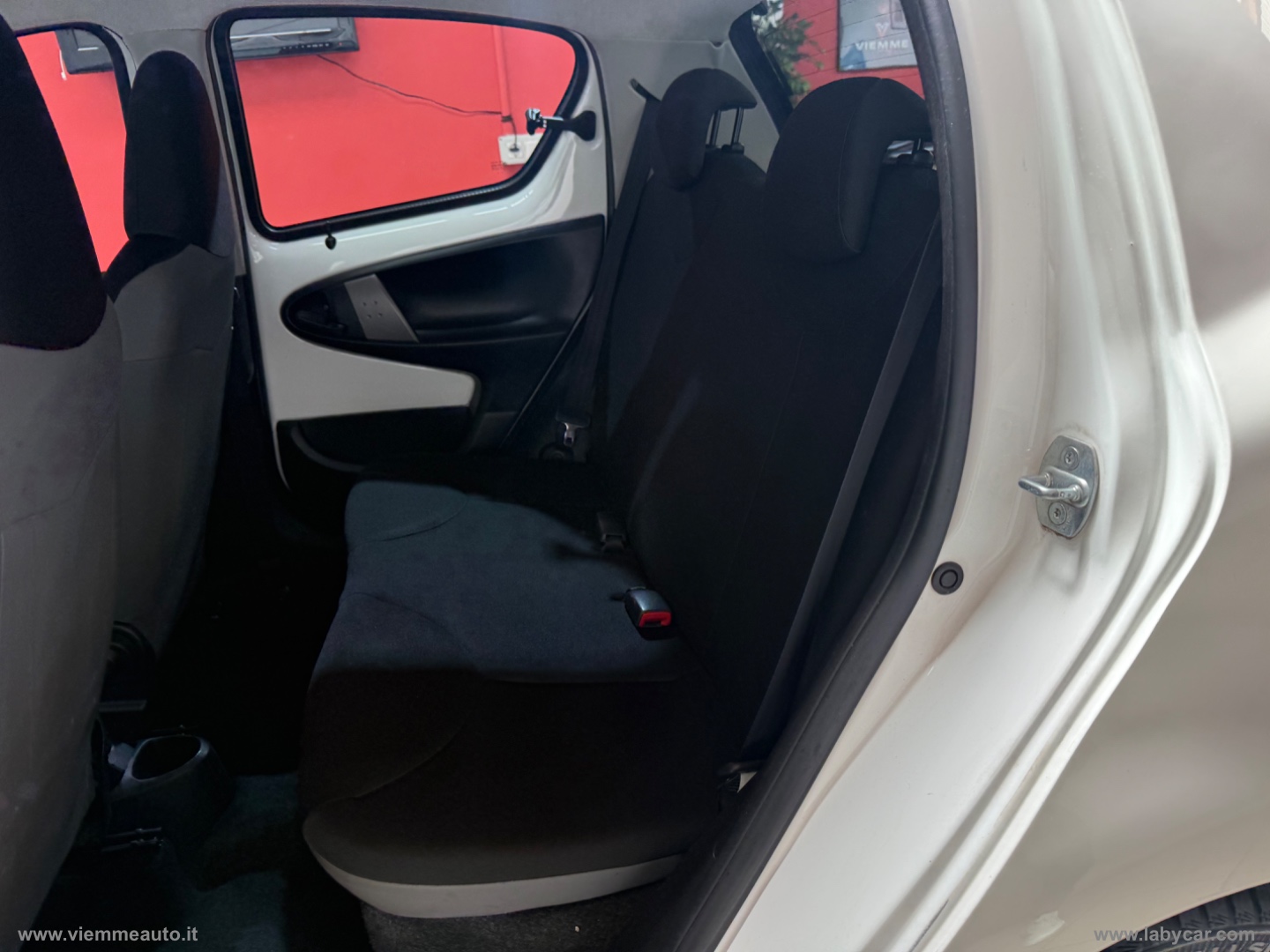 Aygo 1.0 VVT-i 5p. Now - immagine 8