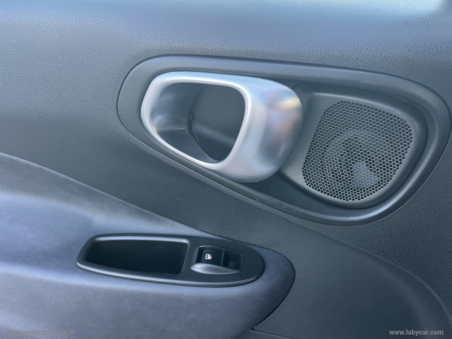 500L 1.3 MJT 85 CV Lounge TETTO APRIBILE - immagine 8