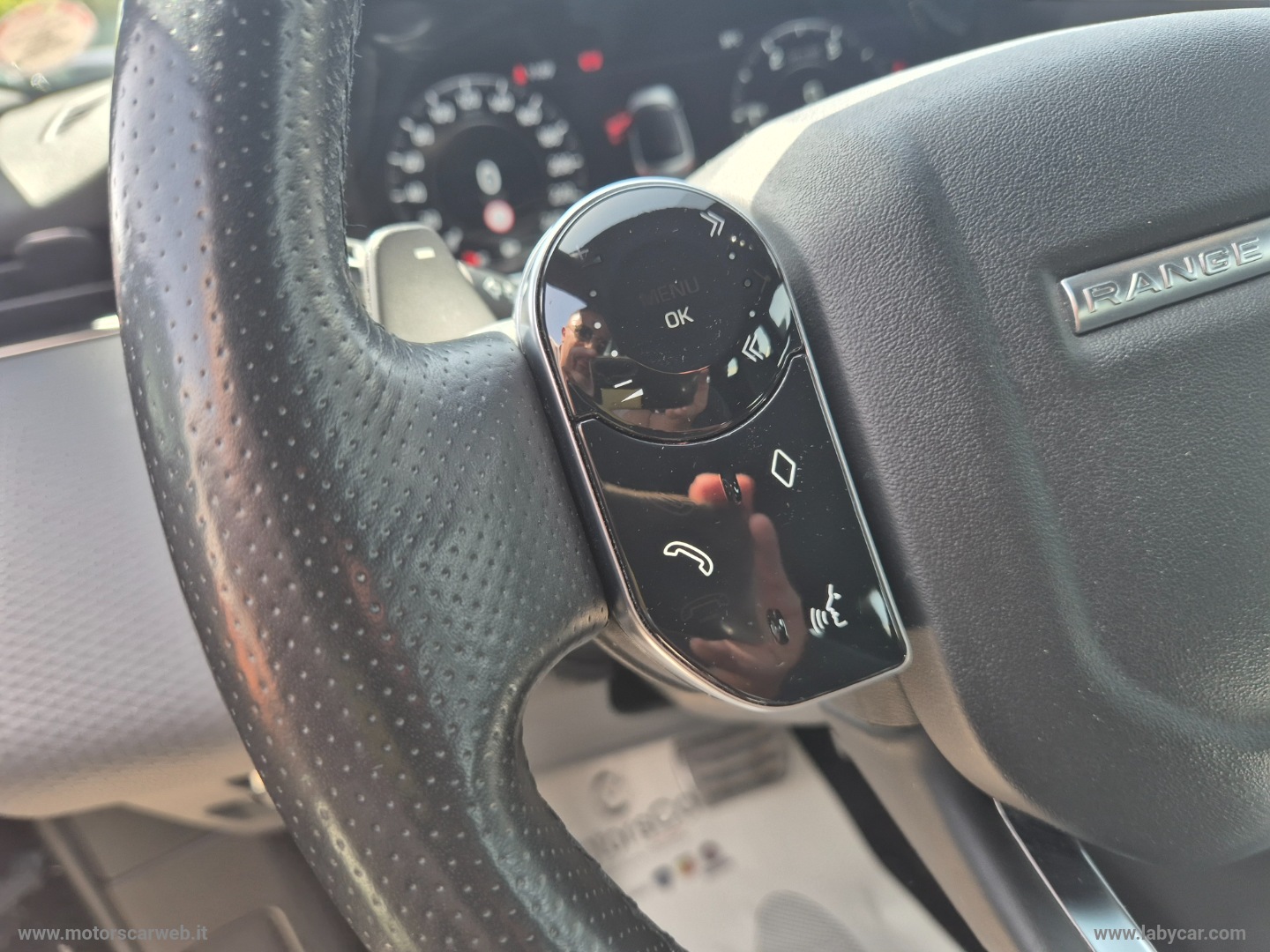 RR Evoque 2.0D I4 MHEV R-DYNAMIC AWD 150CV AUTO - immagine 8