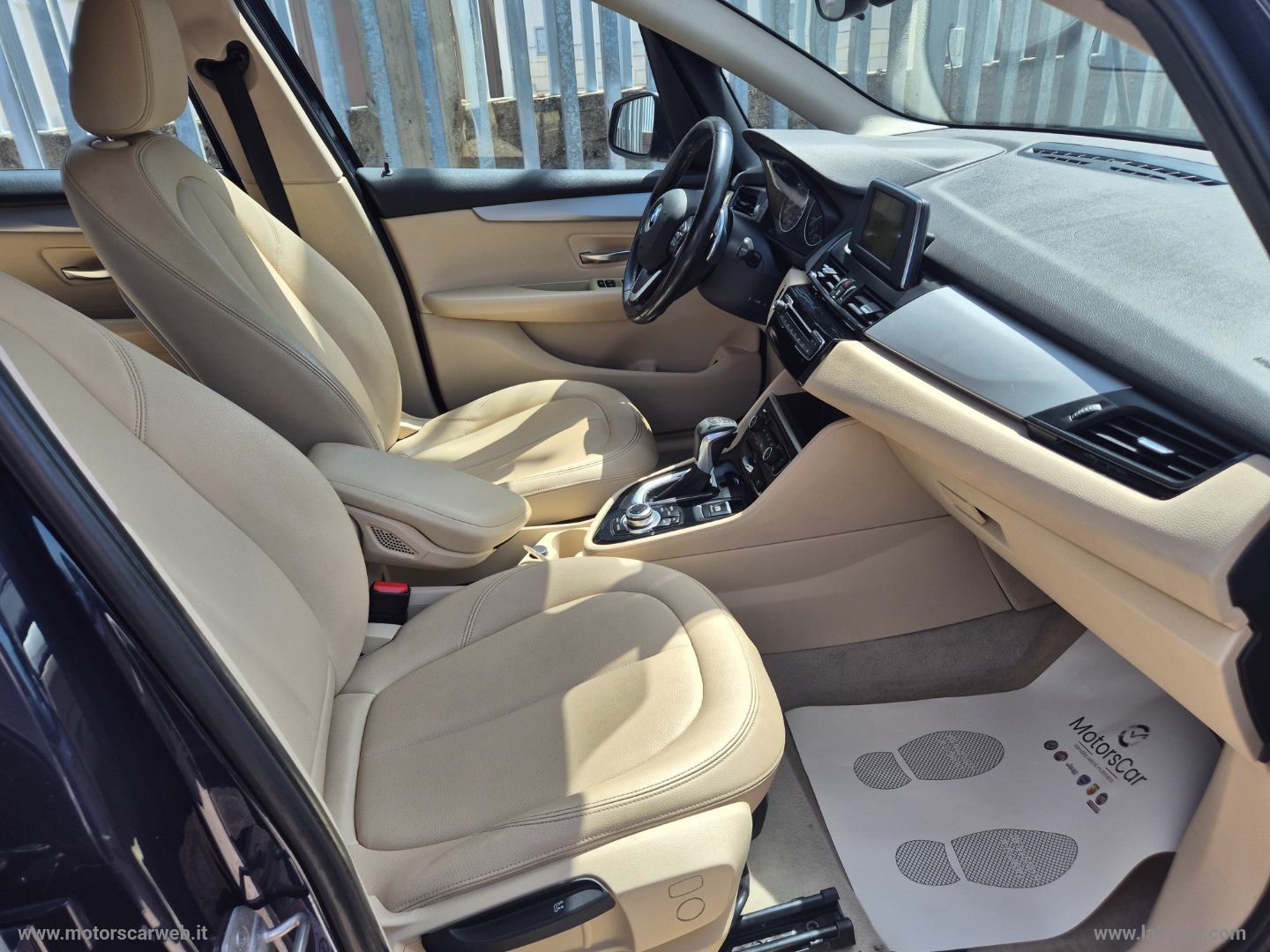 218d Active Tourer Advantage - immagine 8