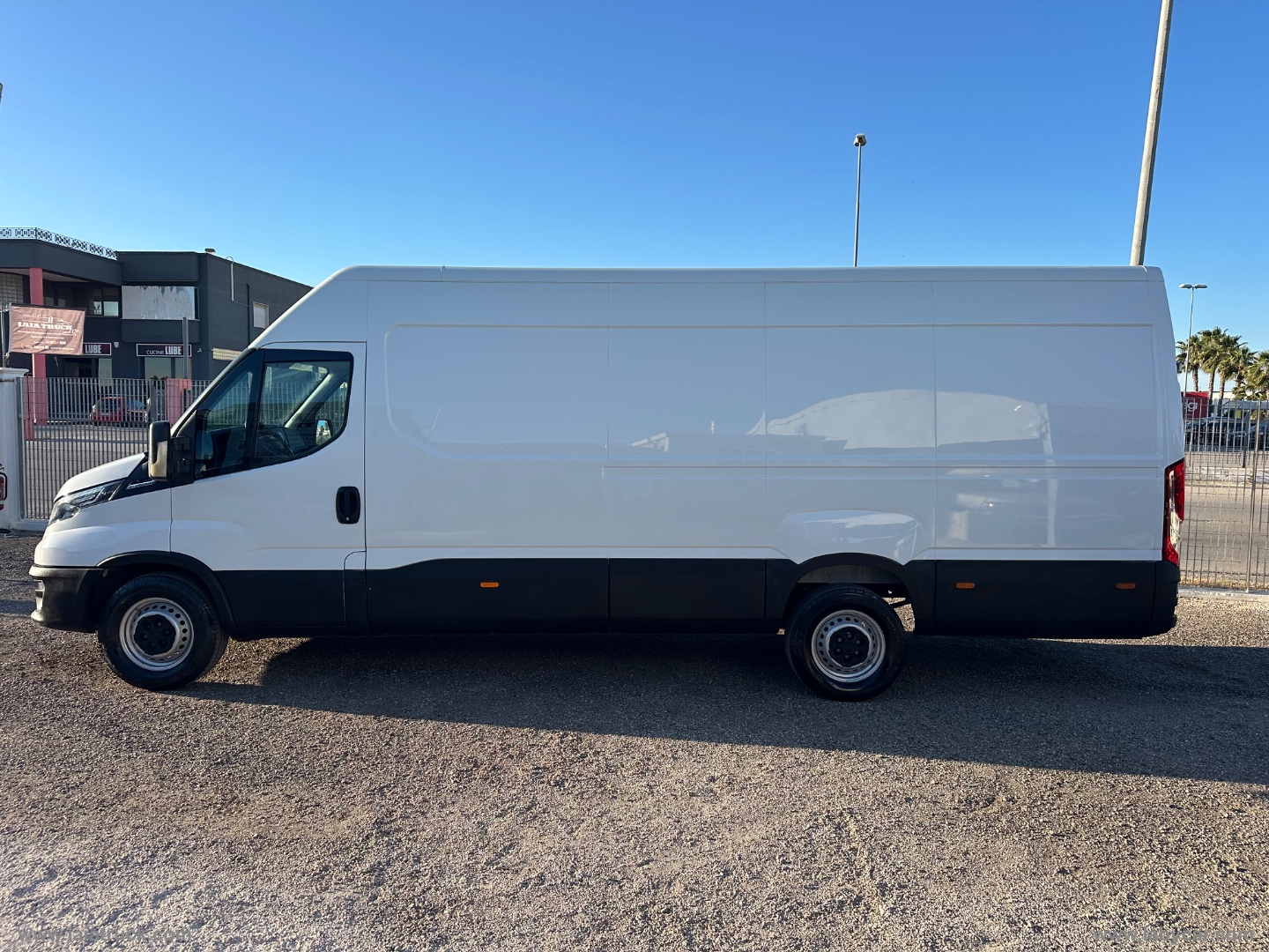 Daily 33S14S 2.3FURGONE MAXI VOLUME HI-MATIC - immagine 8