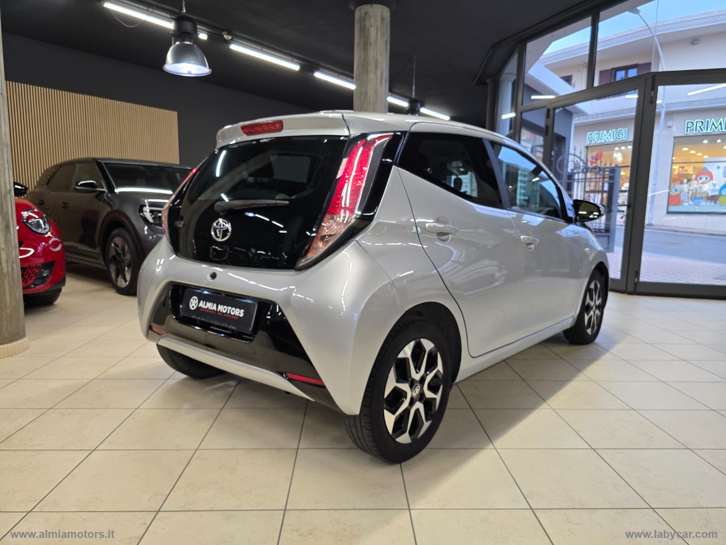 Aygo 1.0 VVT-i 69 CV 5p. x-play TSS - immagine 8