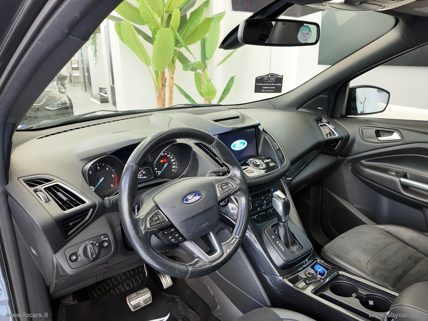 Kuga 2.0 TDCI 150CV S&S 4WD Pow. ST-Line TETTO APRI. - immagine 8