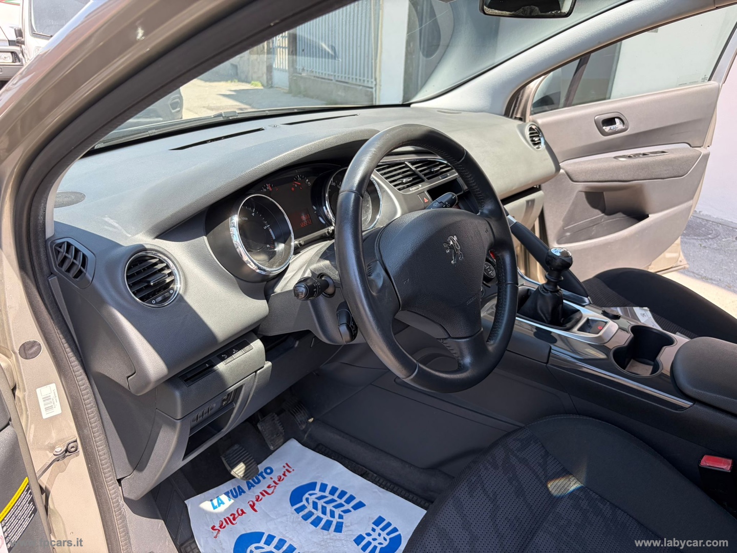 3008 1.6 HDi 112 CV Active - immagine 8