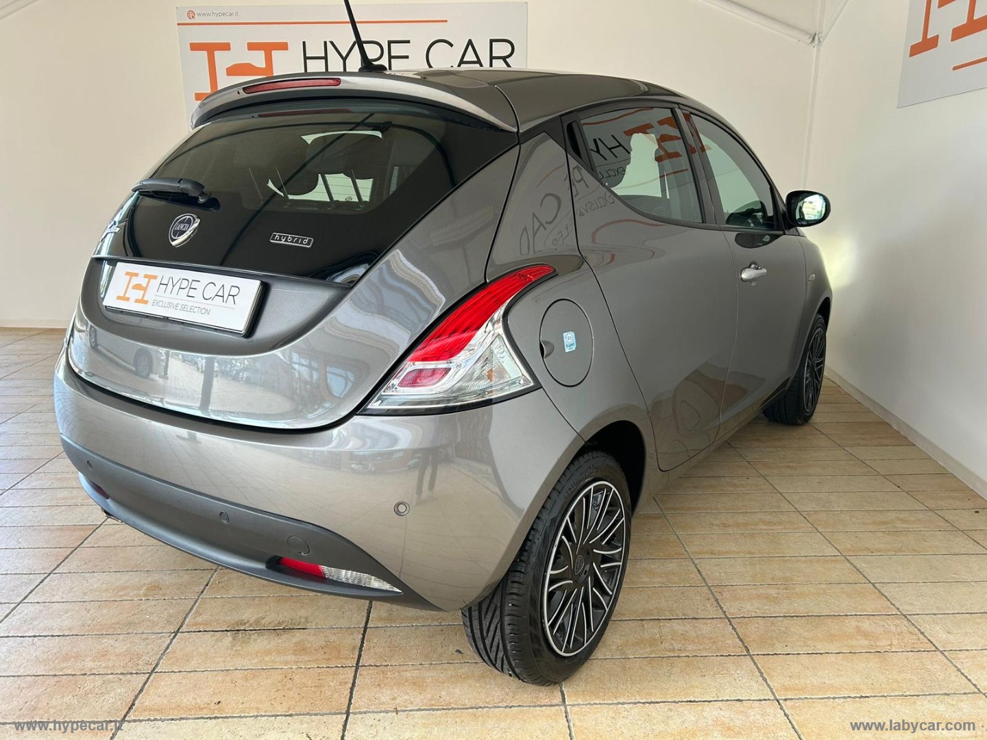 Ypsilon 1.0 FireFly 5p.S&S Hybryd Gold - immagine 8