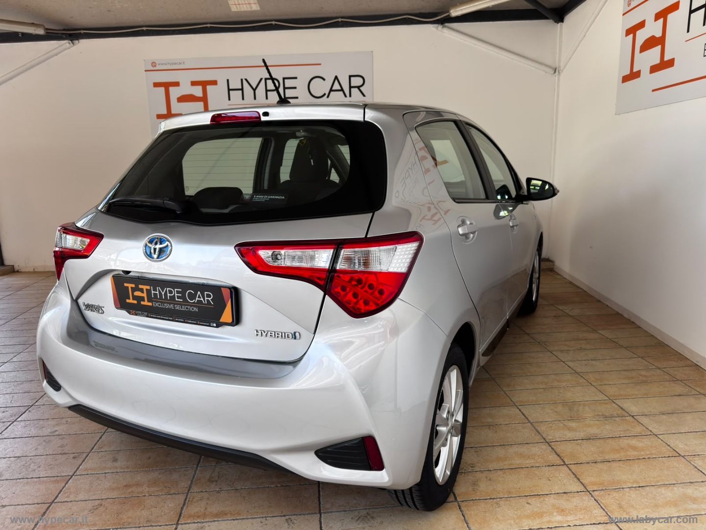 Yaris 1.5 Hybrid 5p. Active - immagine 8