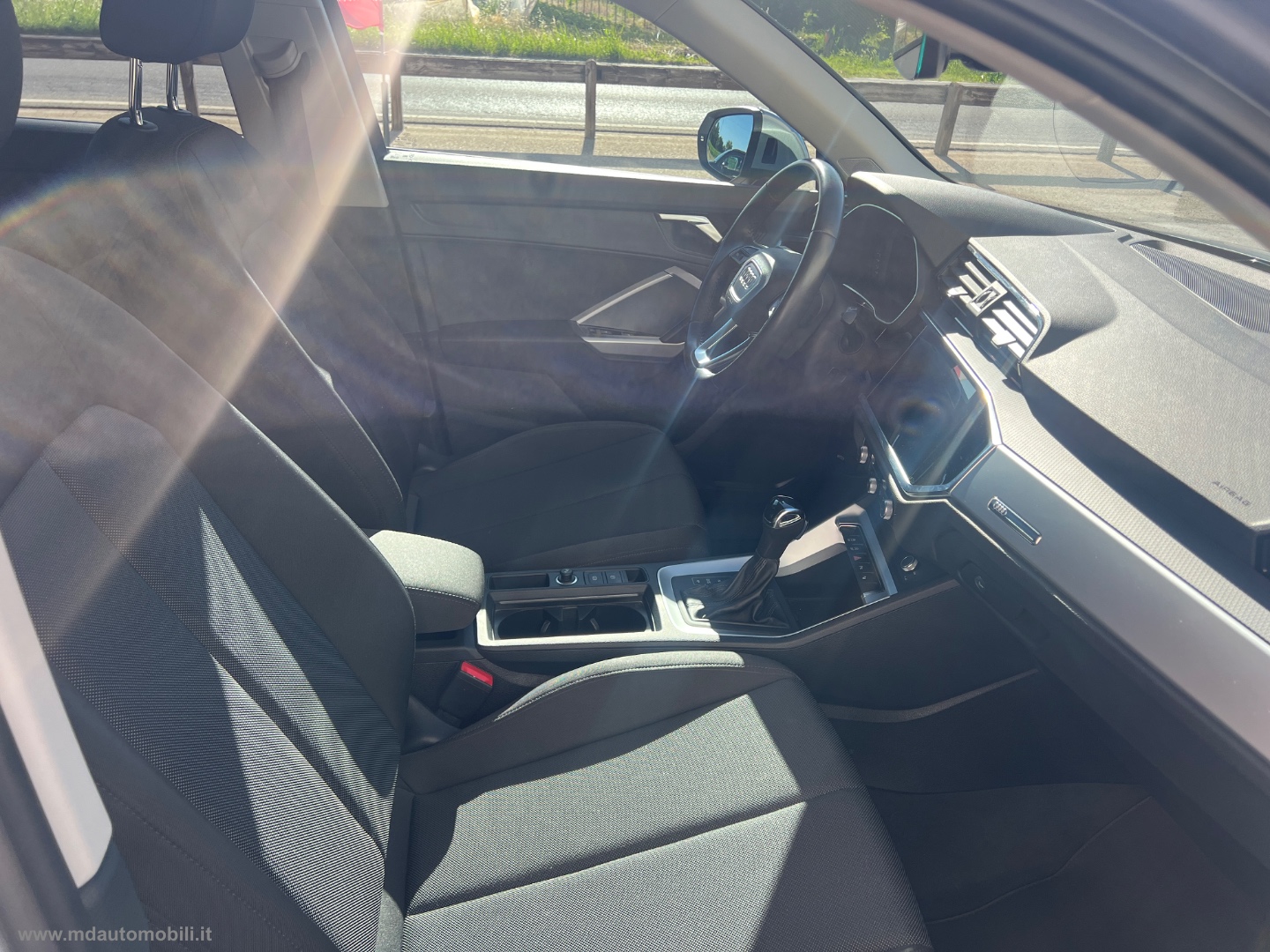Q3 35 TFSI S tronic Business Advanced SOLO KM.65000 - immagine 8