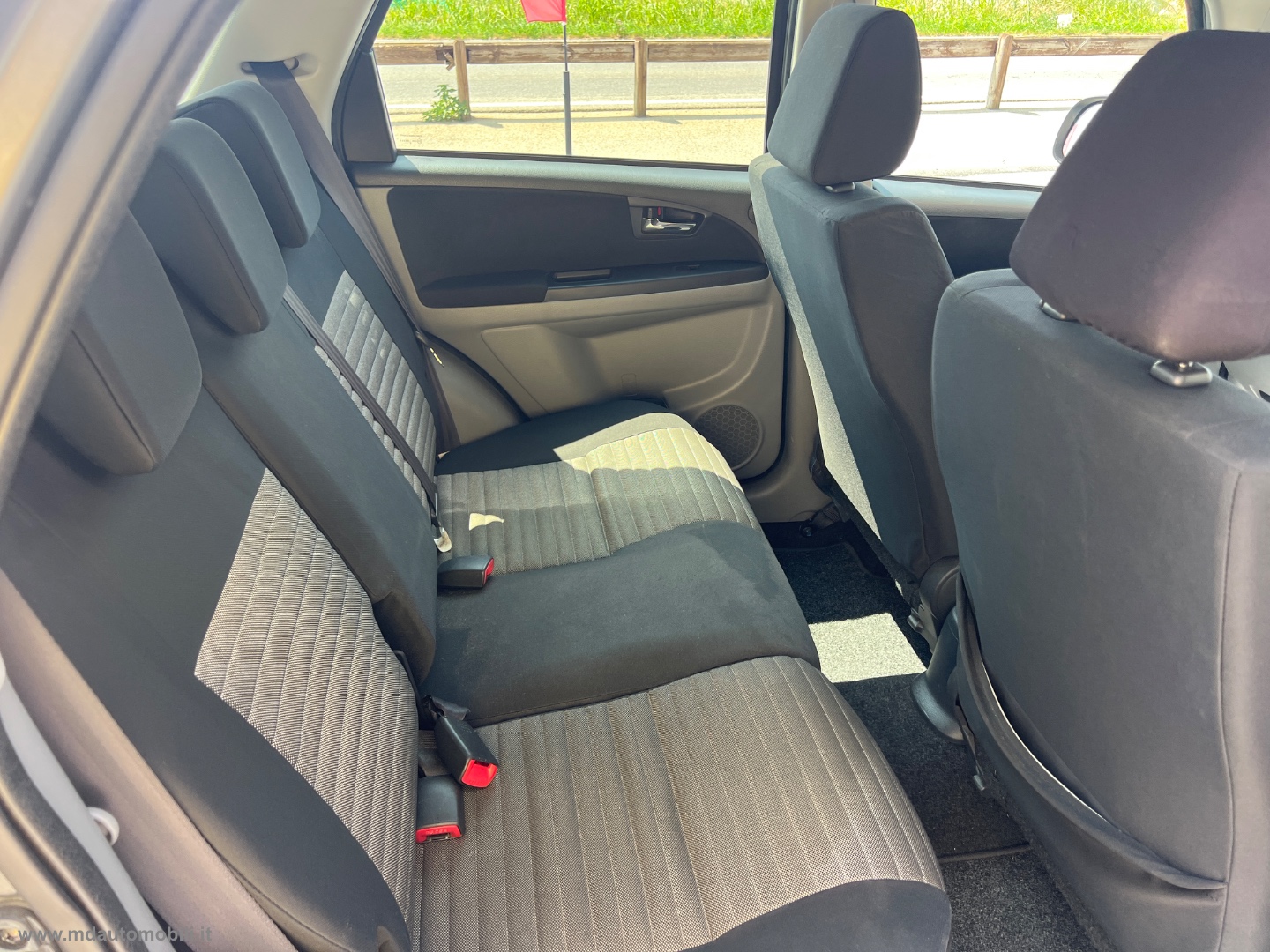 SX4 2.0 DDiS 4WD GLX - immagine 8
