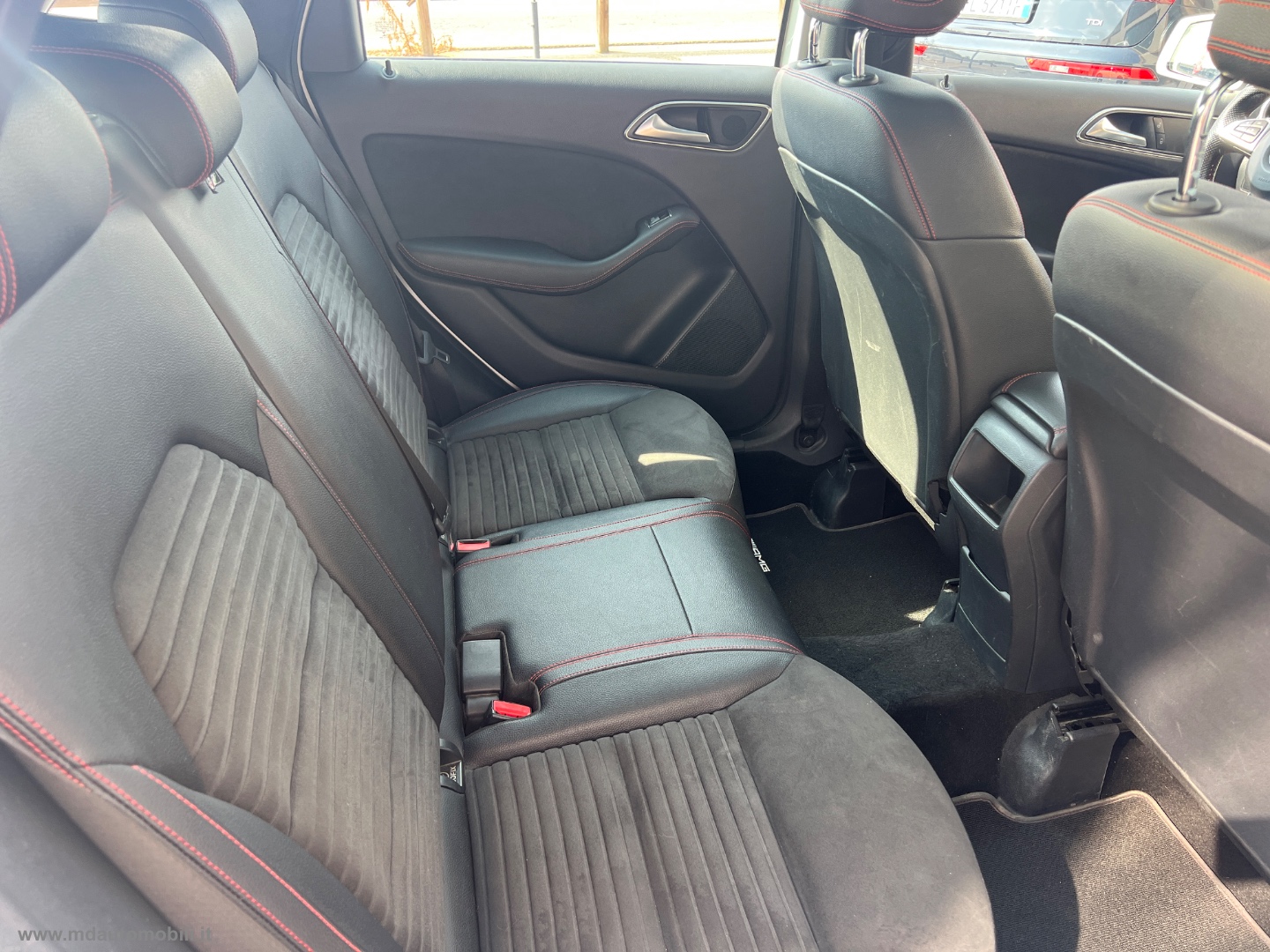 B 180 d Automatic Premium TETTO PACK AMG - immagine 8