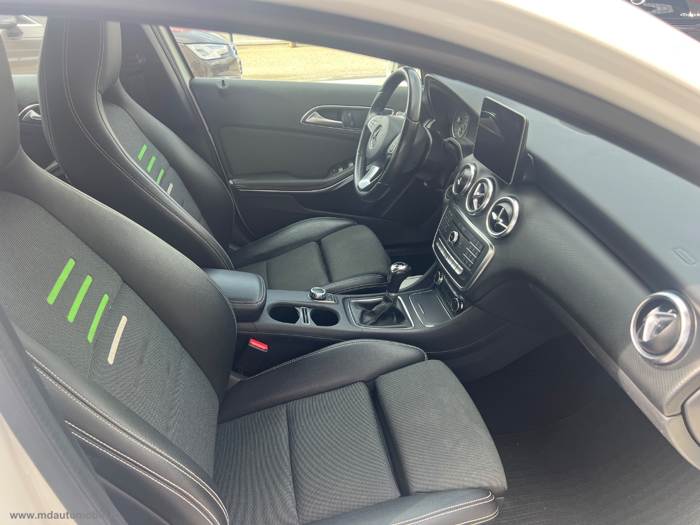 A 180 d Premium PACK AMG - immagine 8