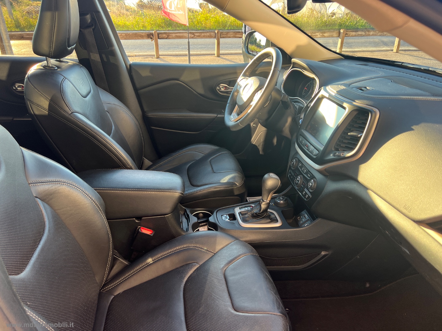 Cherokee 2.0 Mjt II 170 CV 4WD AD.I Lim. SOLO KM.127000 - immagine 8