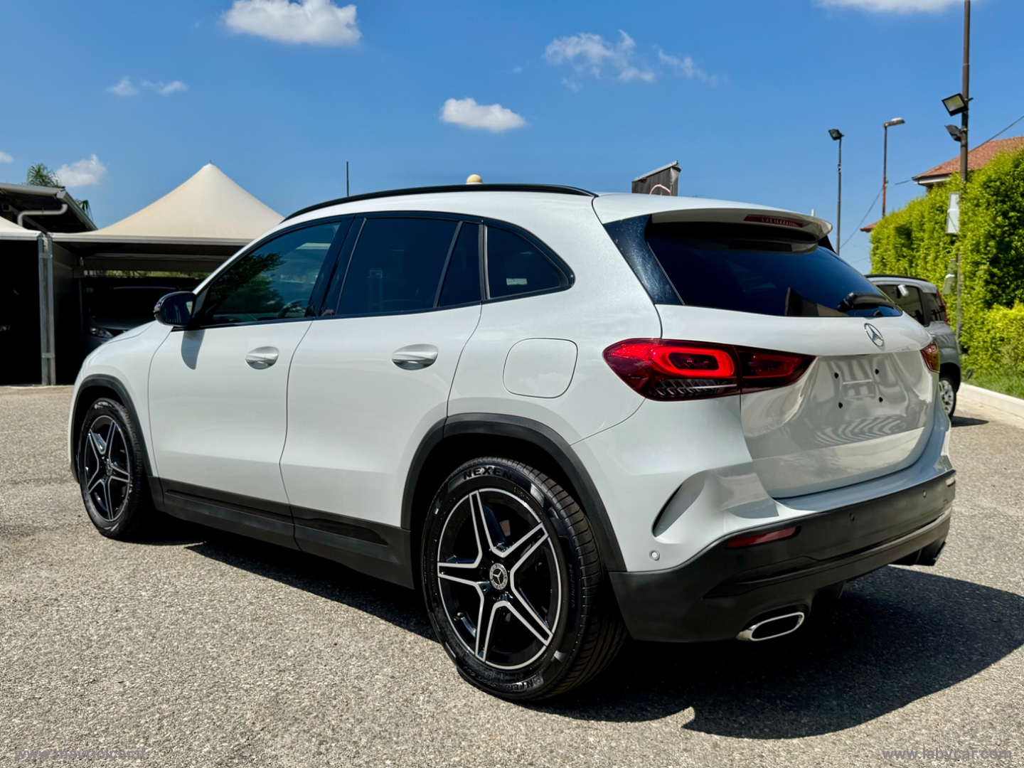 GLA 220 d Automatic 4Matic Premium - immagine 8