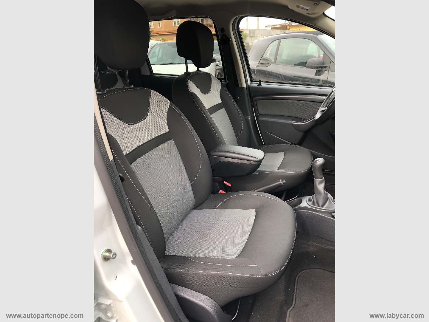 Duster 1.6 115CV S&S 4x2 GPL SL Bl.Shad. - immagine 8