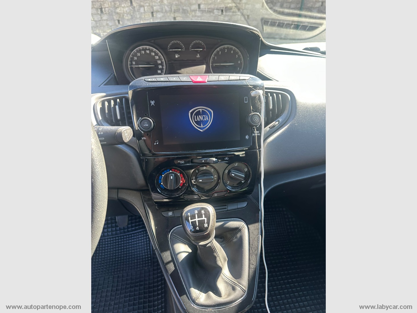 Ypsilon 1.2 69 CV 5p. Elefantino Blu - immagine 8