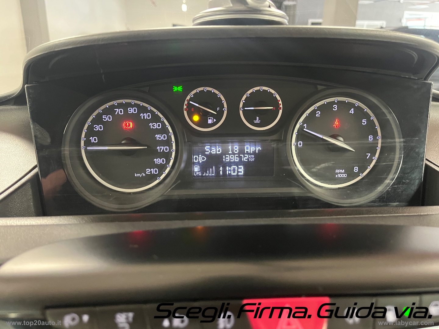 Ypsilon 1.2 69 CV 5p. GPL Ecochic ELEFANTINO - immagine 8