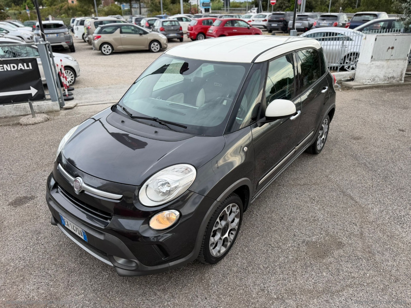 500L 1.3 MJT 85 CV Trekking - immagine 8