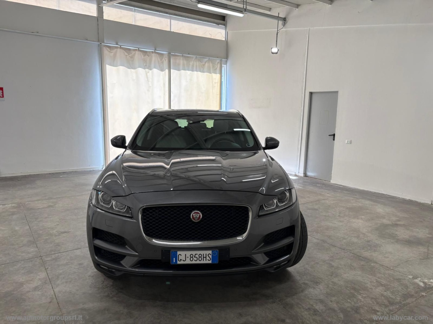 F-Pace 2.0 D 180 CV AWD aut. Prestige - immagine 8