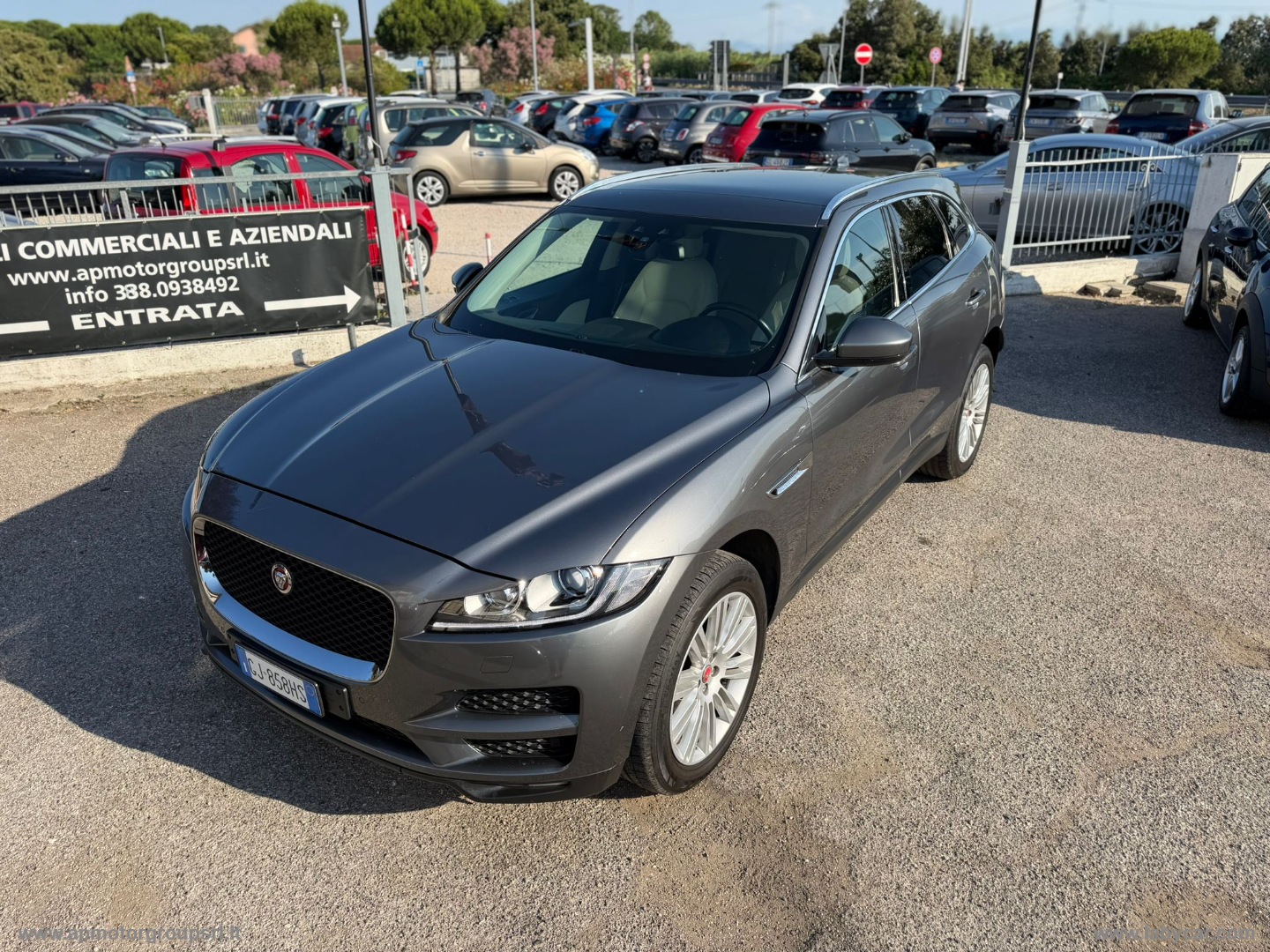 F-Pace 2.0 D 180 CV AWD aut. Prestige - immagine 8