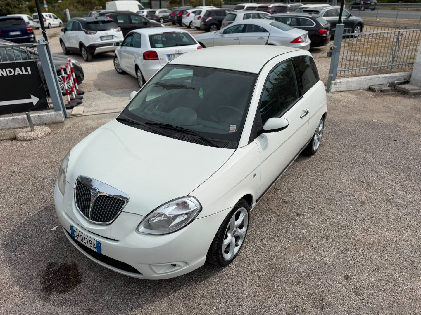 Ypsilon 1.4 16V Platino AUTOMATICA - immagine 8