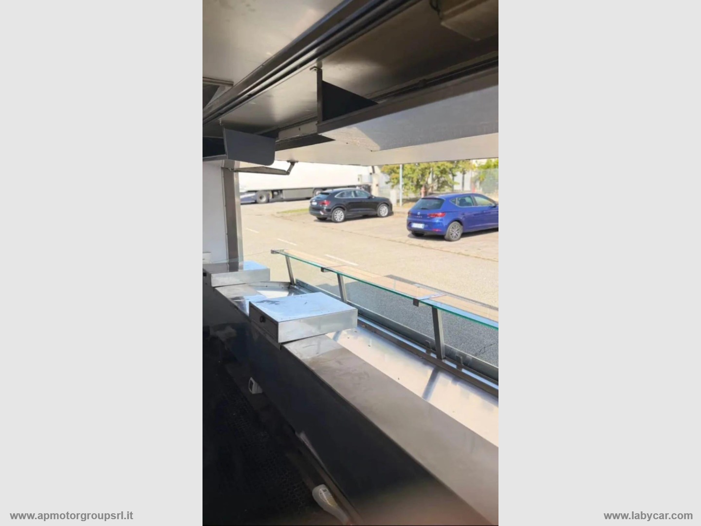 T35 TRUCK&FOOD FURGONE PANINOTECA - immagine 8