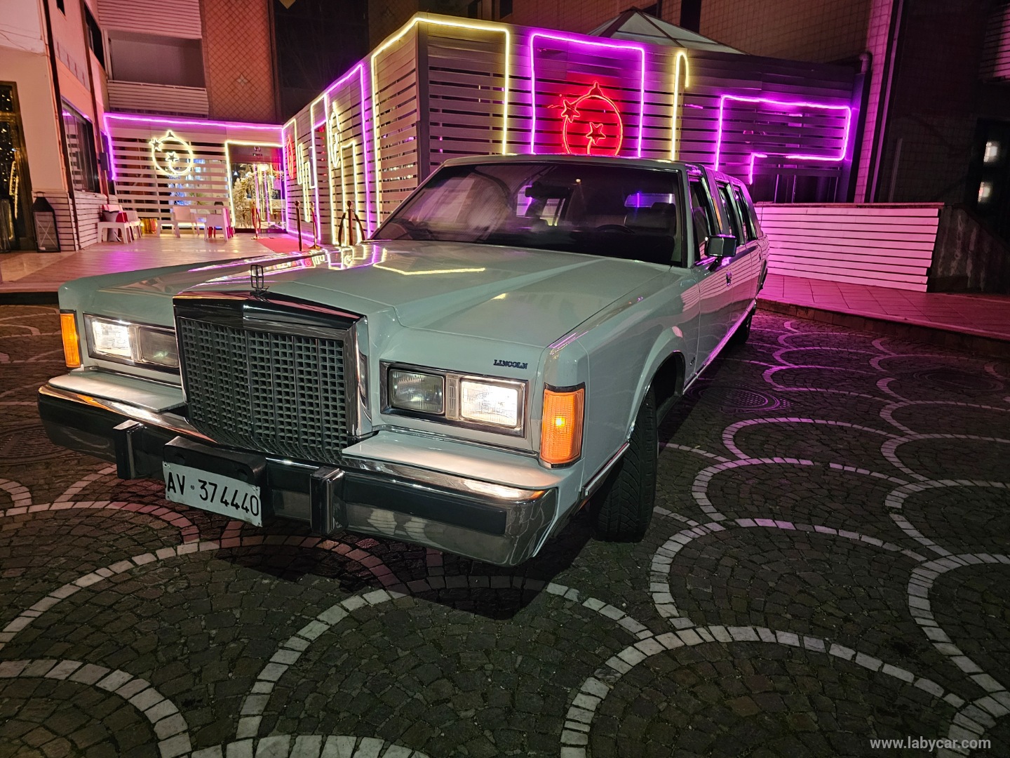 TOWN CAR - immagine 8