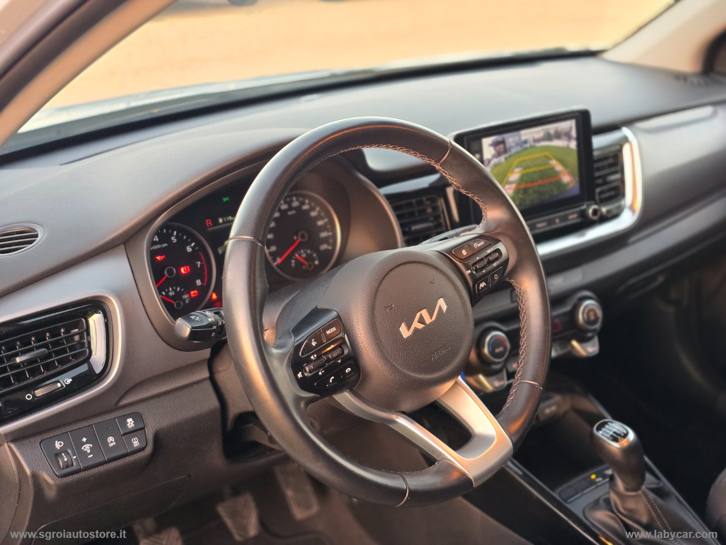 Stonic 1.0 T-GDi 100 CV MHEV iMT Style - immagine 8