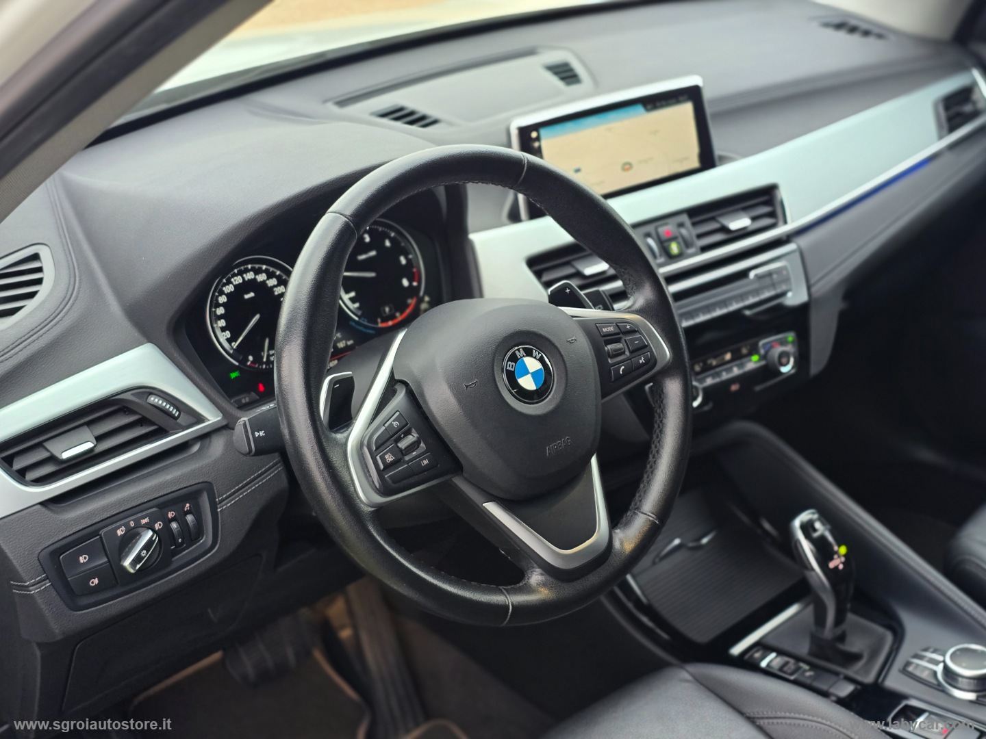 X1 xDrive18d xLine Plus - immagine 8