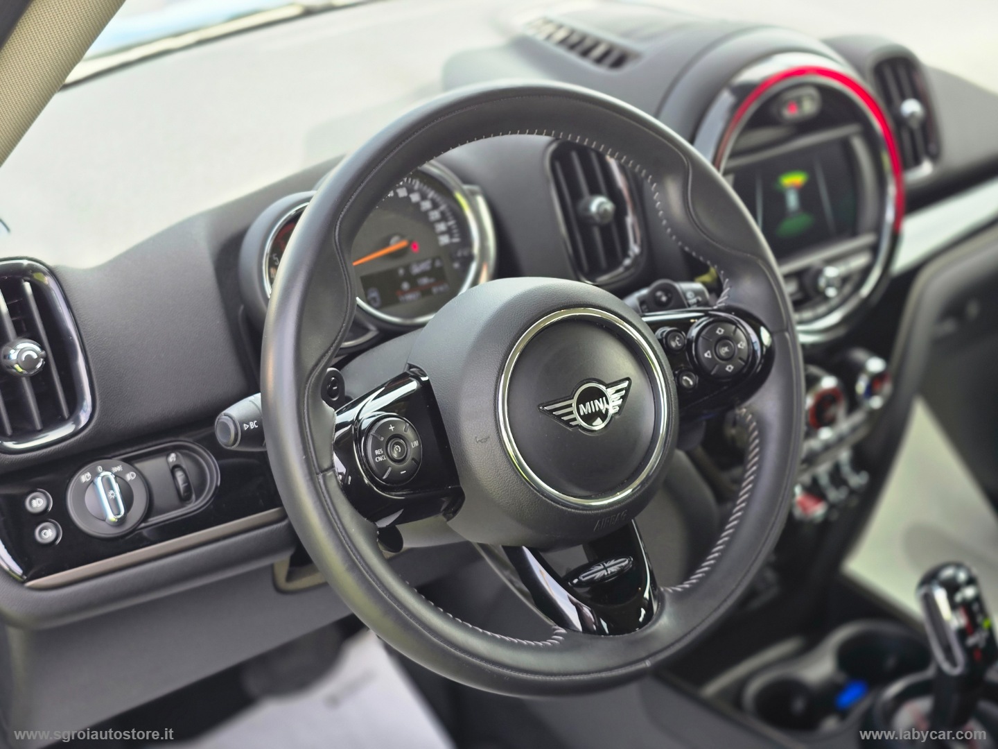 Mini Cooper SD Hype Countryman ALL4 Aut. - immagine 8