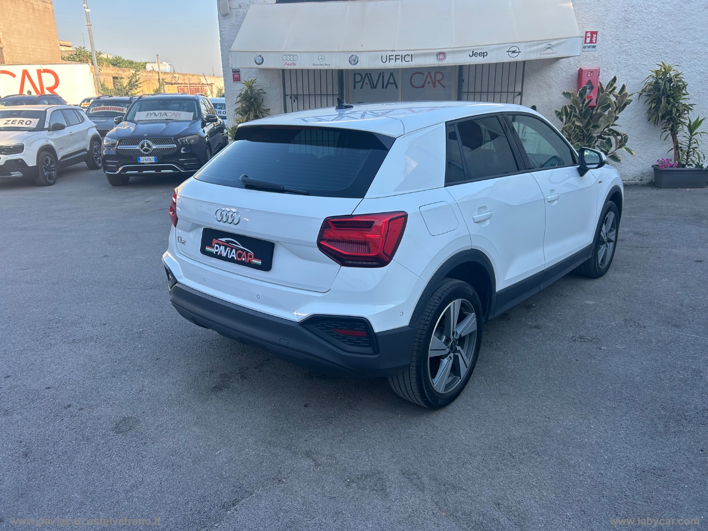 Q2 30 TDI S tronic Identity Black - immagine 8