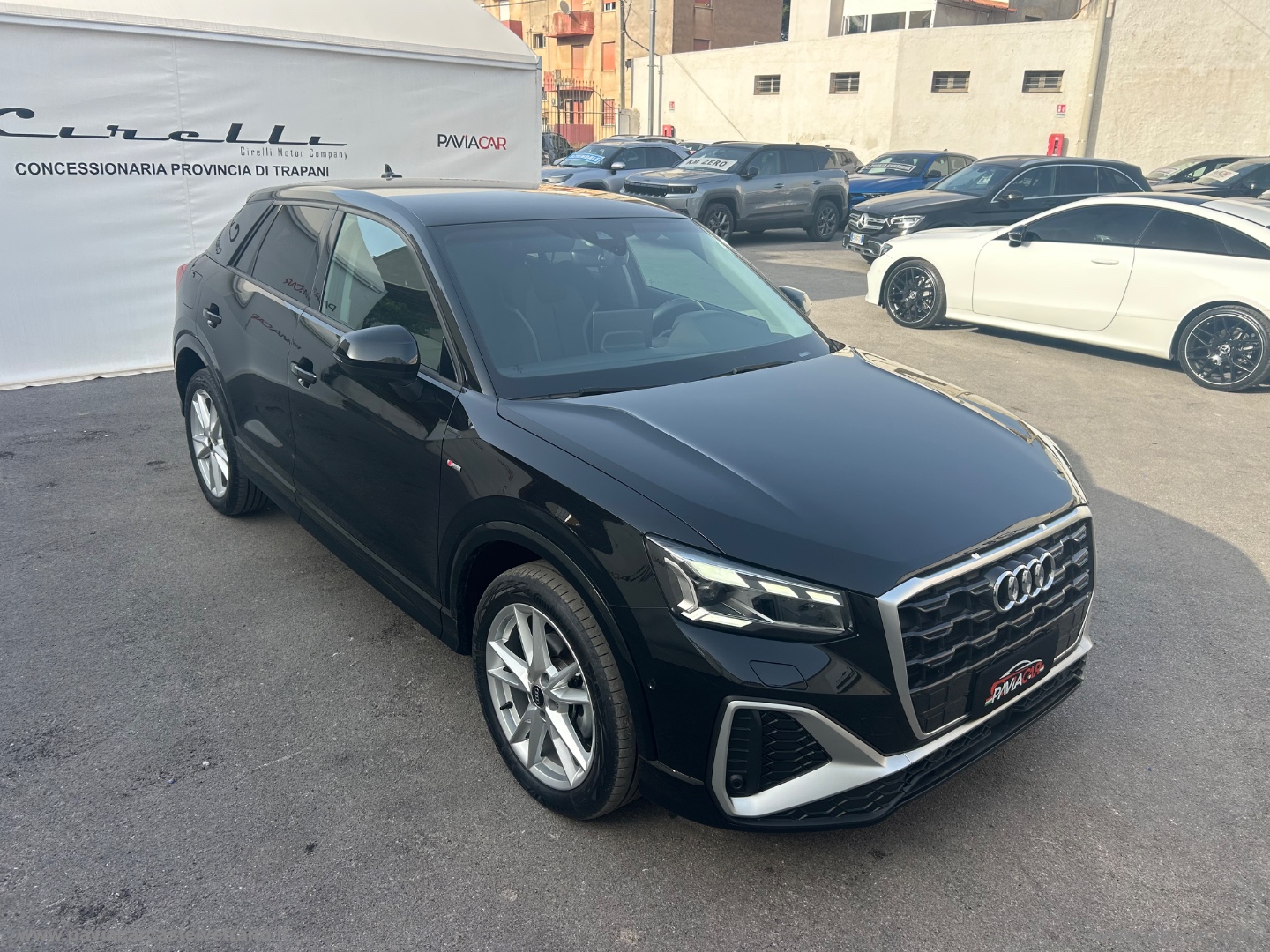 Q2 35 TFSI S tronic Identity Black - immagine 8