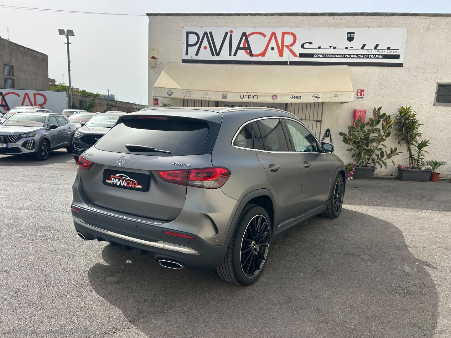 GLA 200 d Automatic 4Matic Premium - immagine 8