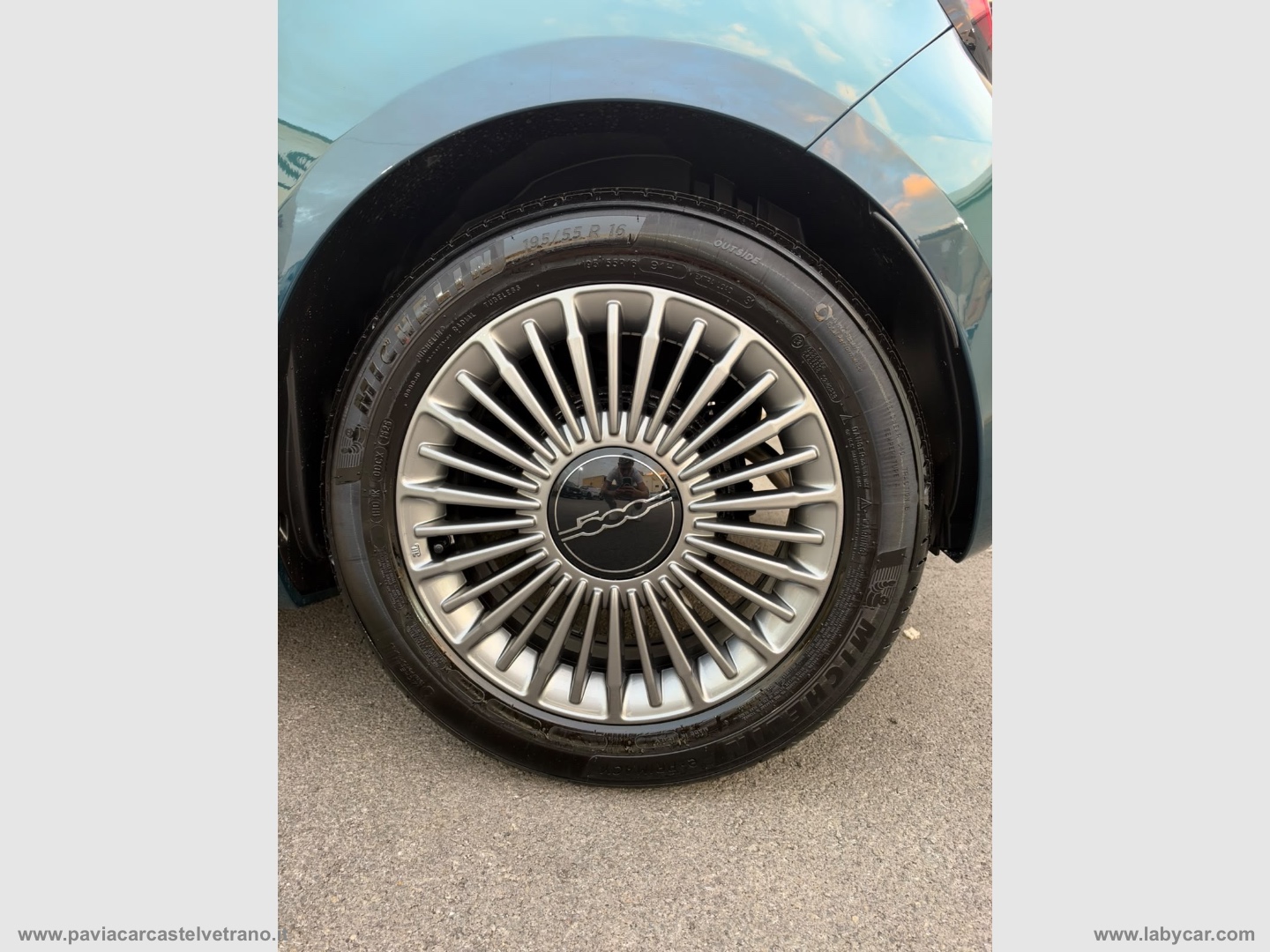 500 Berlina Hybrid Icon KM/0 - immagine 8