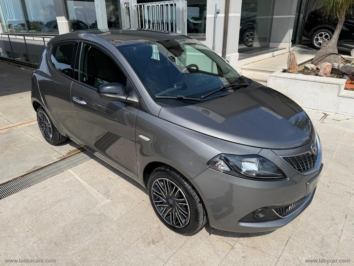 Ypsilon 1.0 FireFly 5p.S&S Hybryd Gold - immagine 8