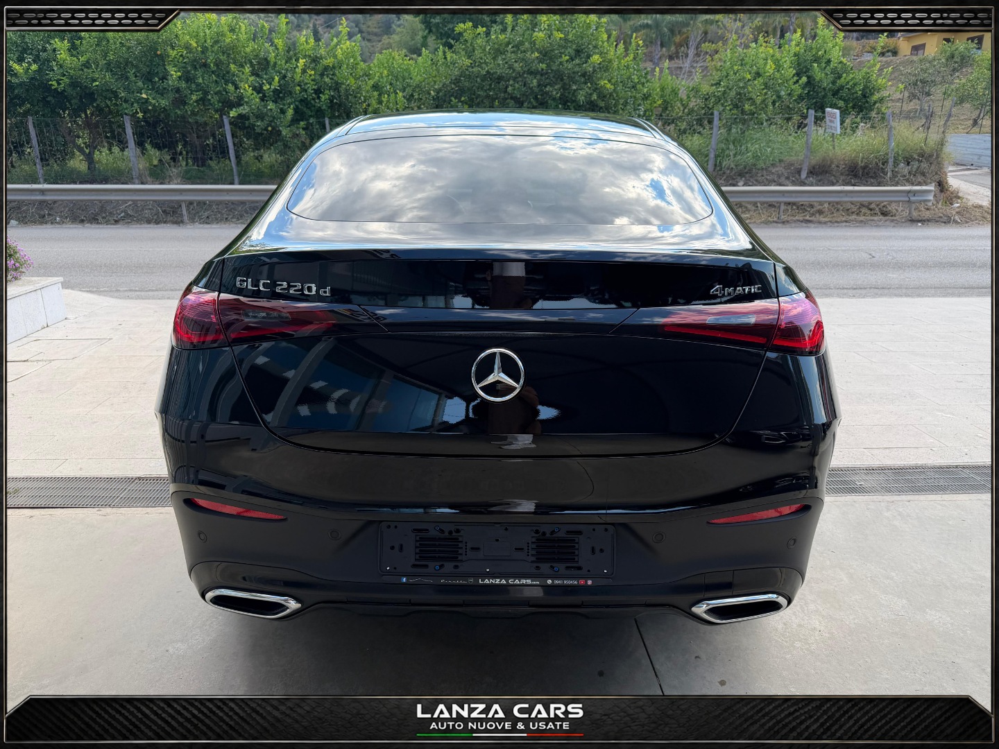 GLC 220 d 4Matic AMG Line Premium Plus - immagine 8
