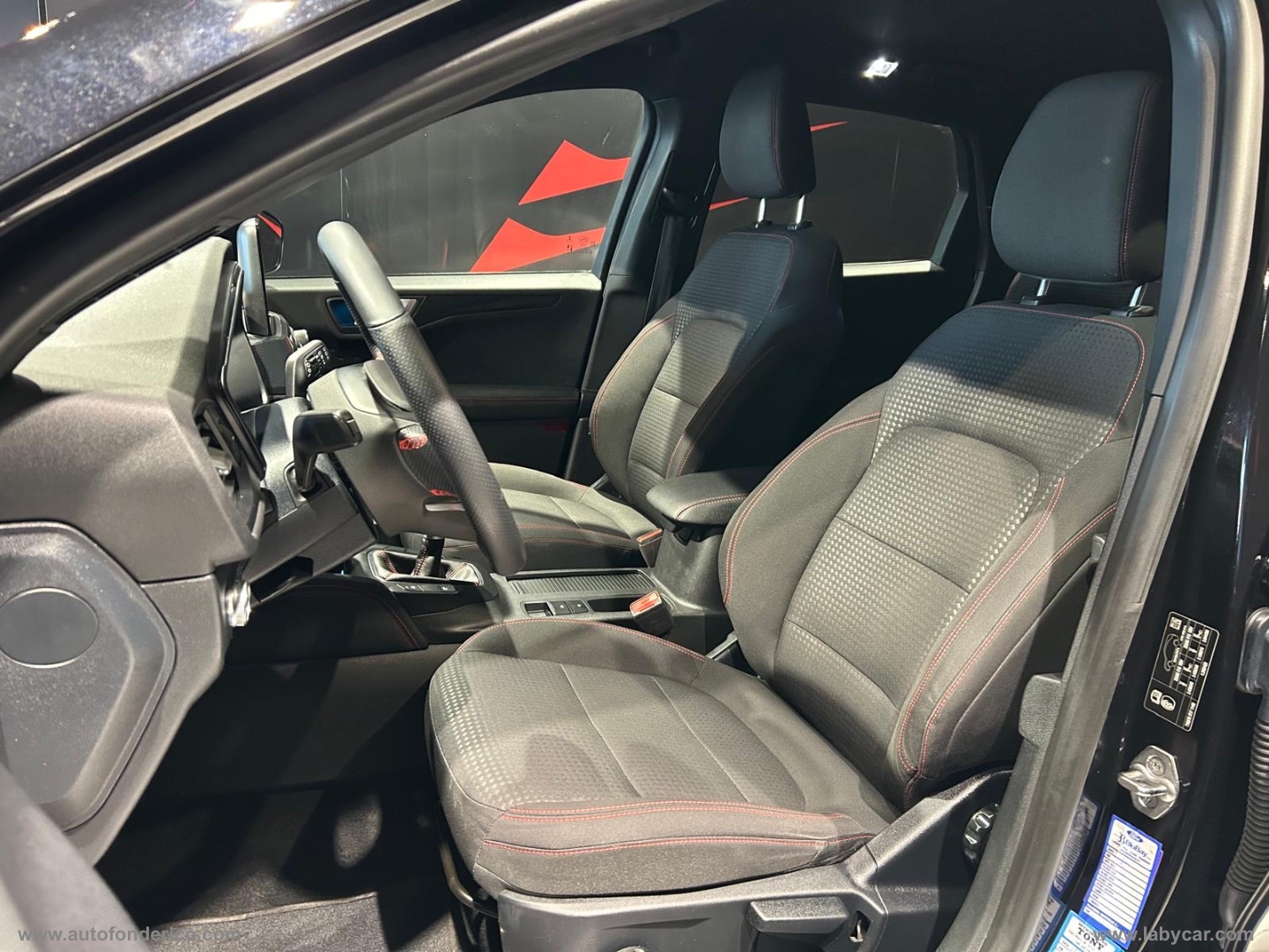 Kuga 1.5 EcoBlue 120 CV 2WD ST-Line - immagine 8