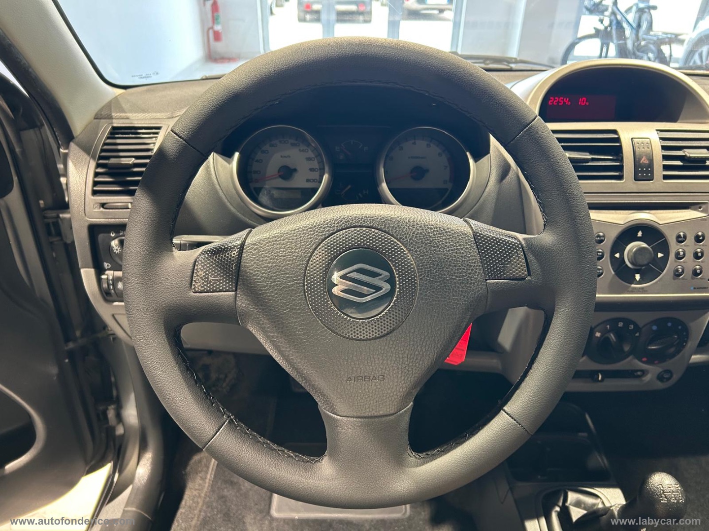 Ignis 1.5 16V 4WD GL - immagine 8