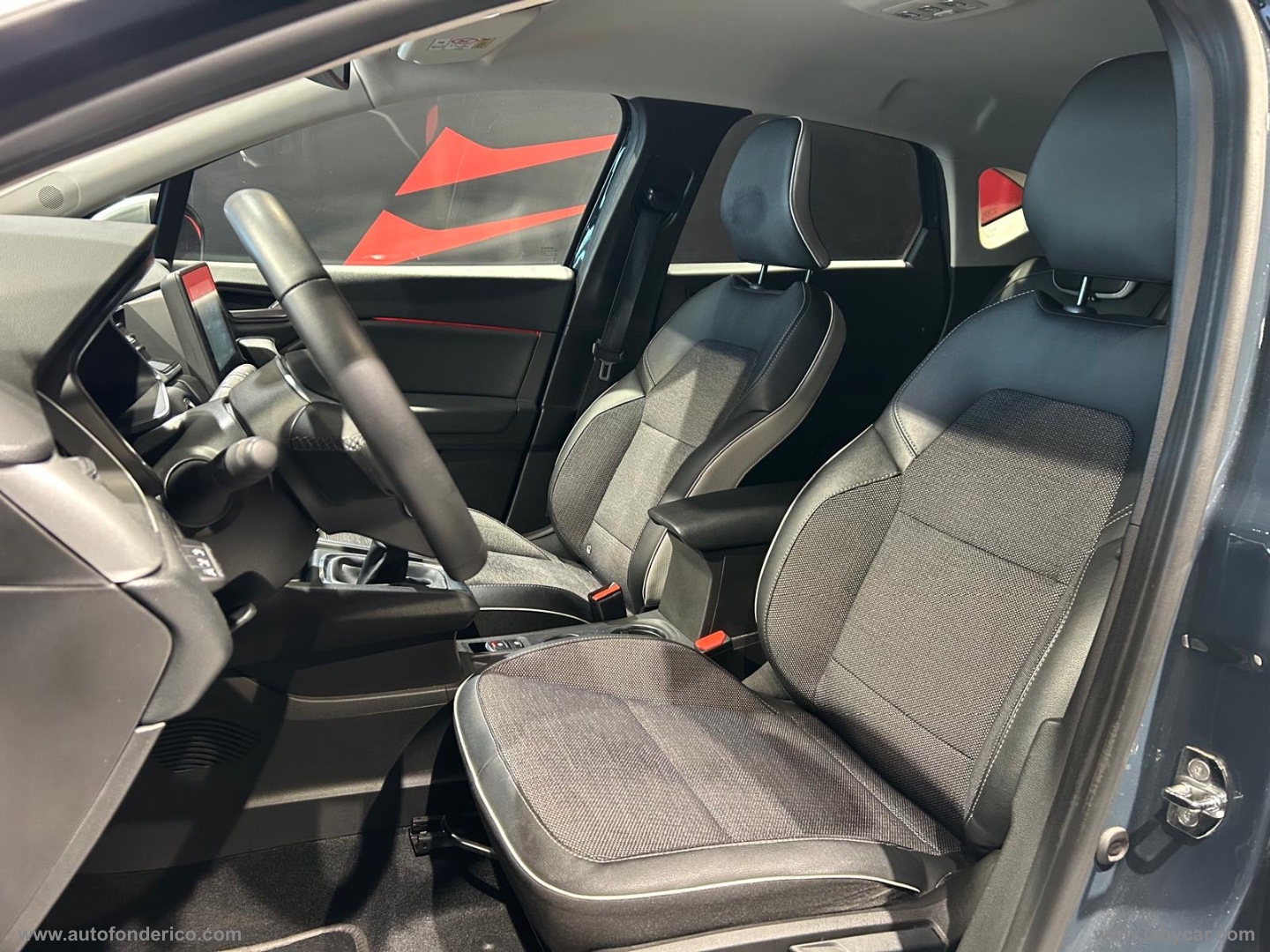 Captur TCe 12V 100 CV GPL Intens - immagine 8