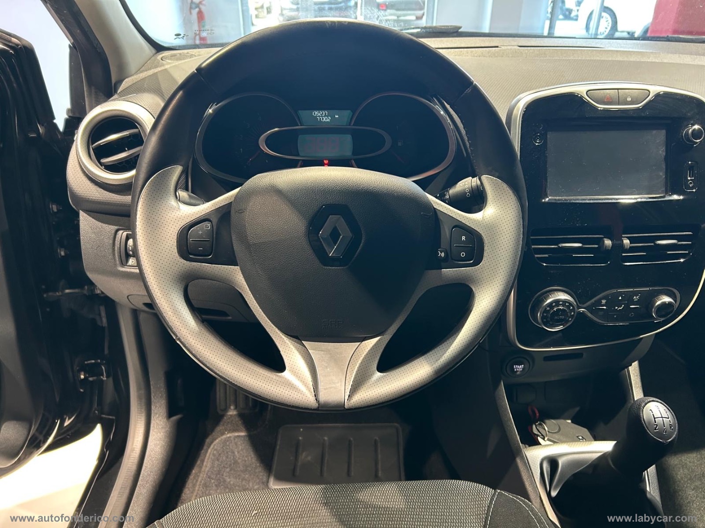 Clio dCi 8V 90 CV S&S 5p. Energy Intens - immagine 8
