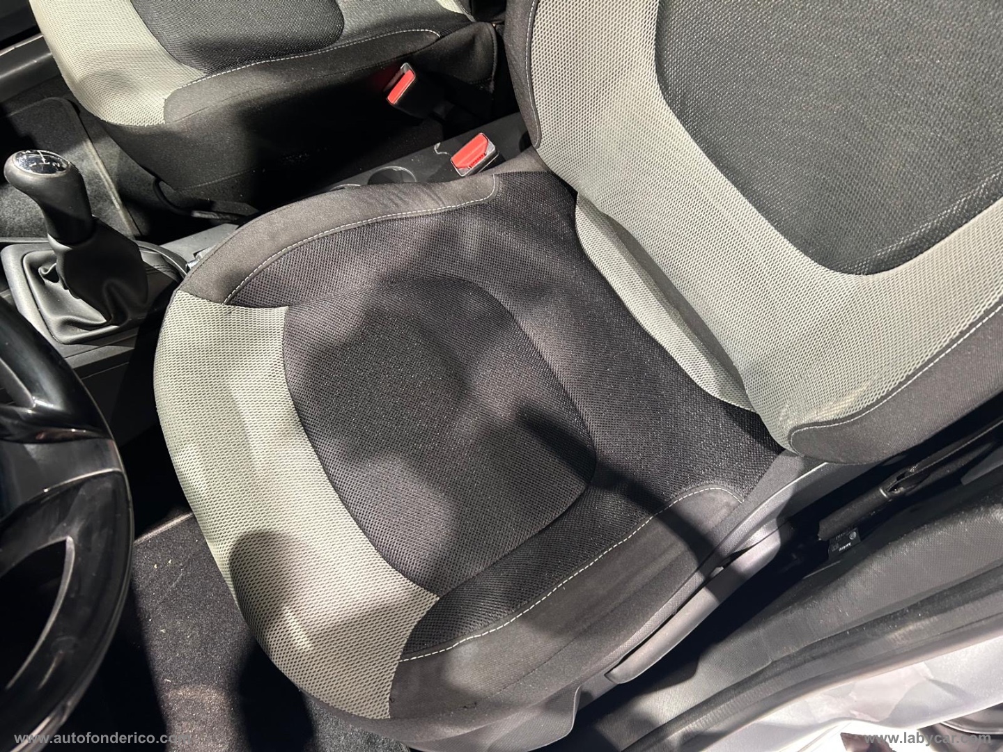 Captur 1.5 dCi 8V 90 CV S&S Ener. R-Link - immagine 8