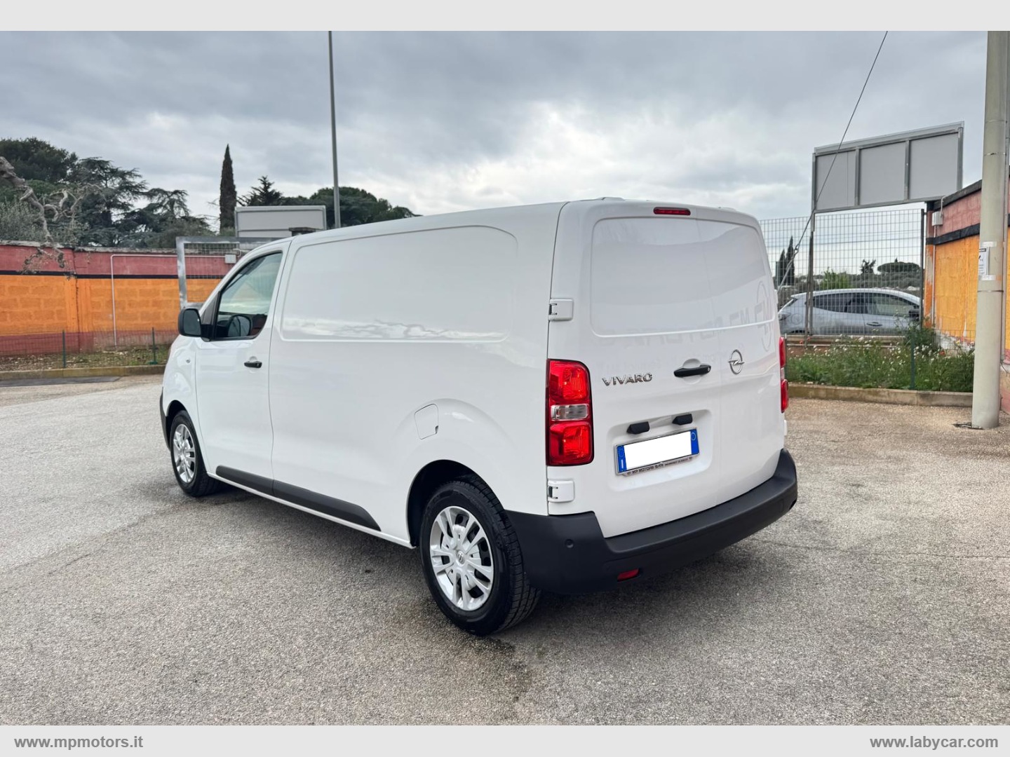 VIVARO ENJOY PM 3 POSTI 1.5D 120CV - immagine 8