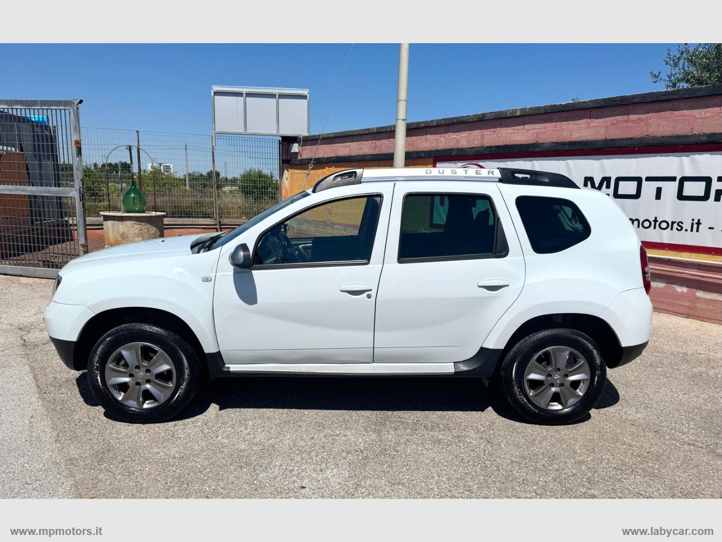 DUSTER LAUREATE 1.5 dCi 110 CV - immagine 8