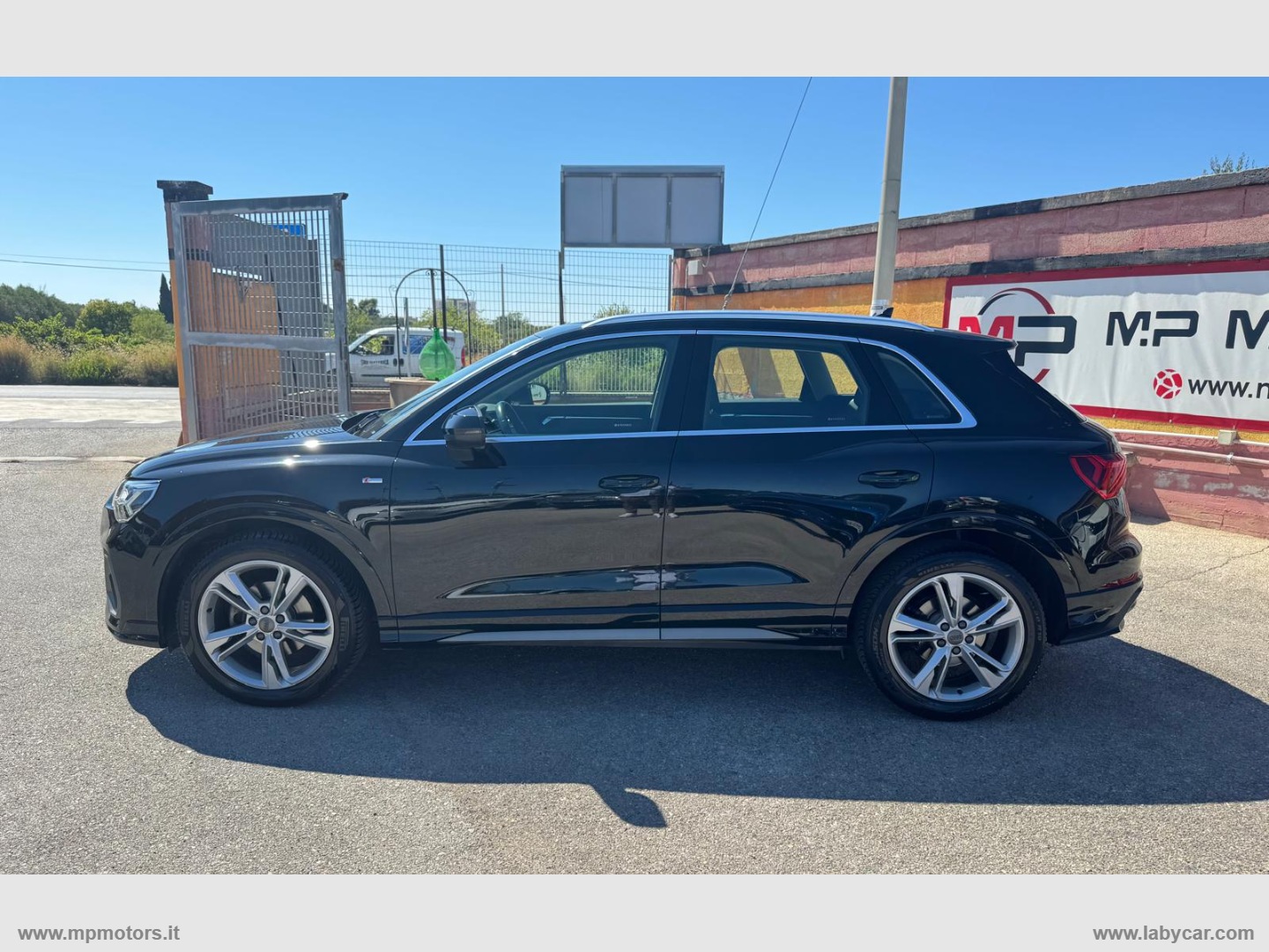 Q3 S-LINE 2.0 TDI 150CV S TRONIC AUTOMATICA - immagine 8