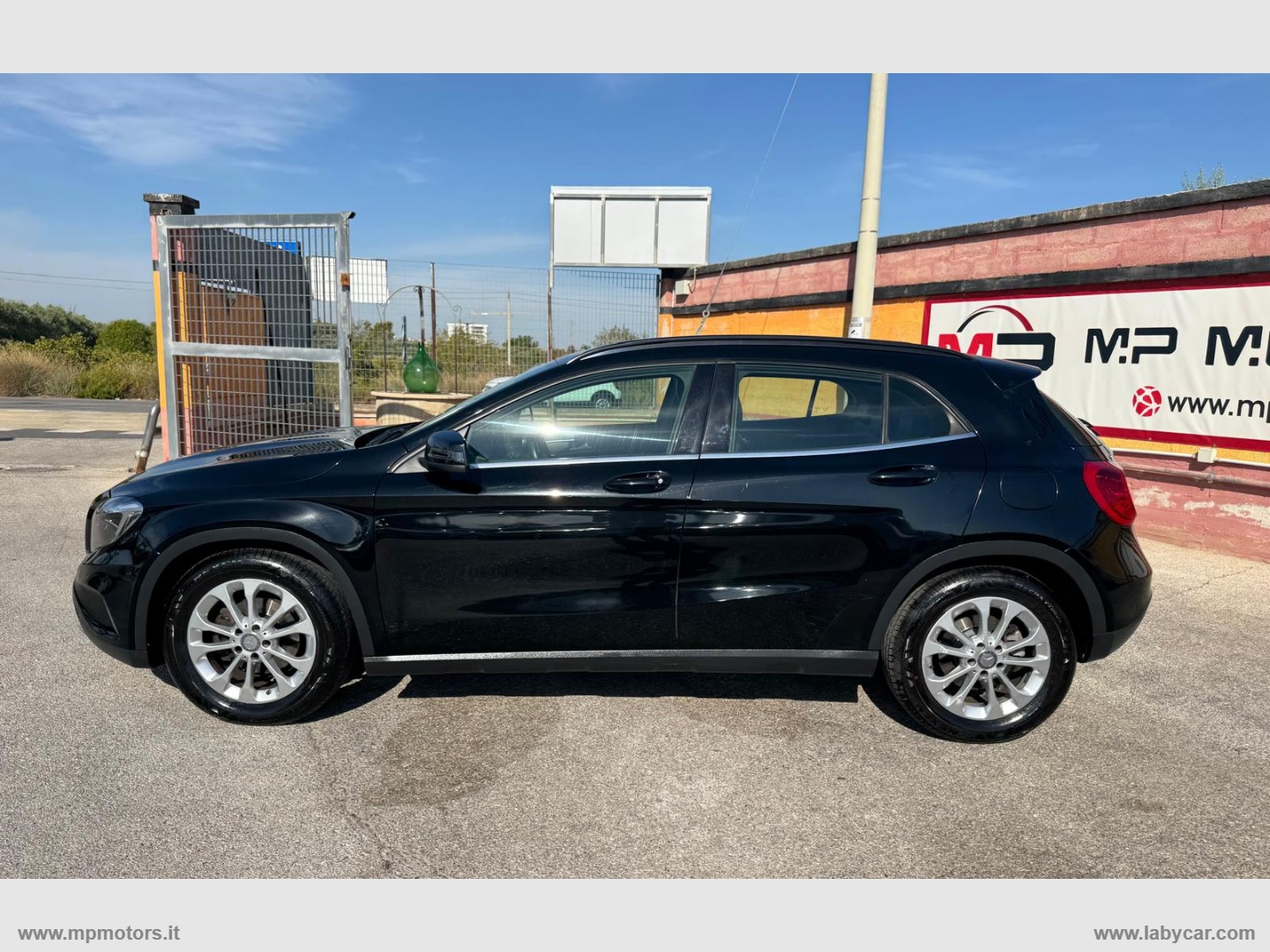 GLA 180D AUTOMATIC SPORT 1.5 109CV - immagine 8