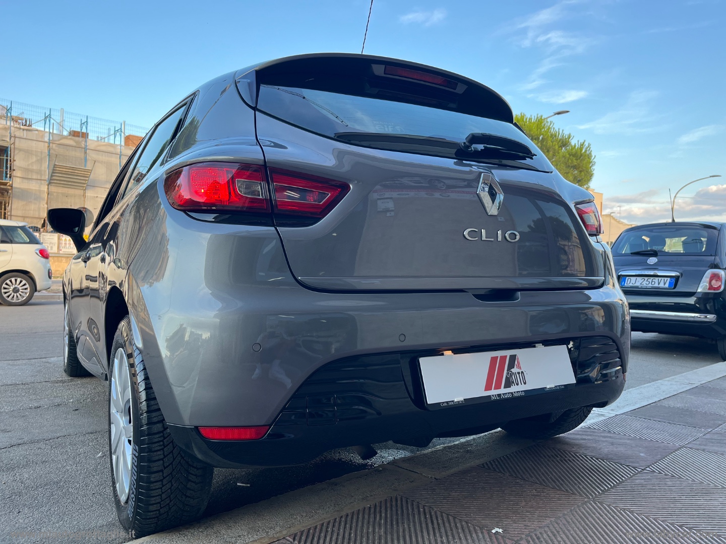 Clio 1.2 75 CV GPL 5p. Costume National - immagine 8