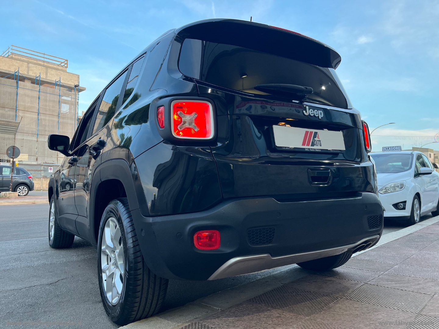 Renegade 1.6 Mjt 120CV Limited - immagine 8