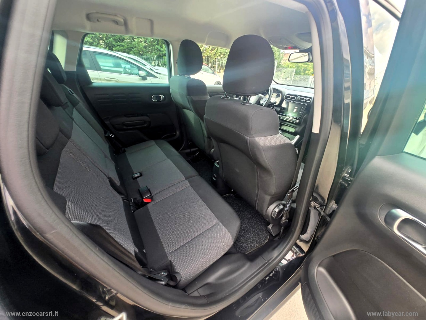 C3 Aircross BlueHDi 120 S&S EAT6 Shine 2020 - immagine 8
