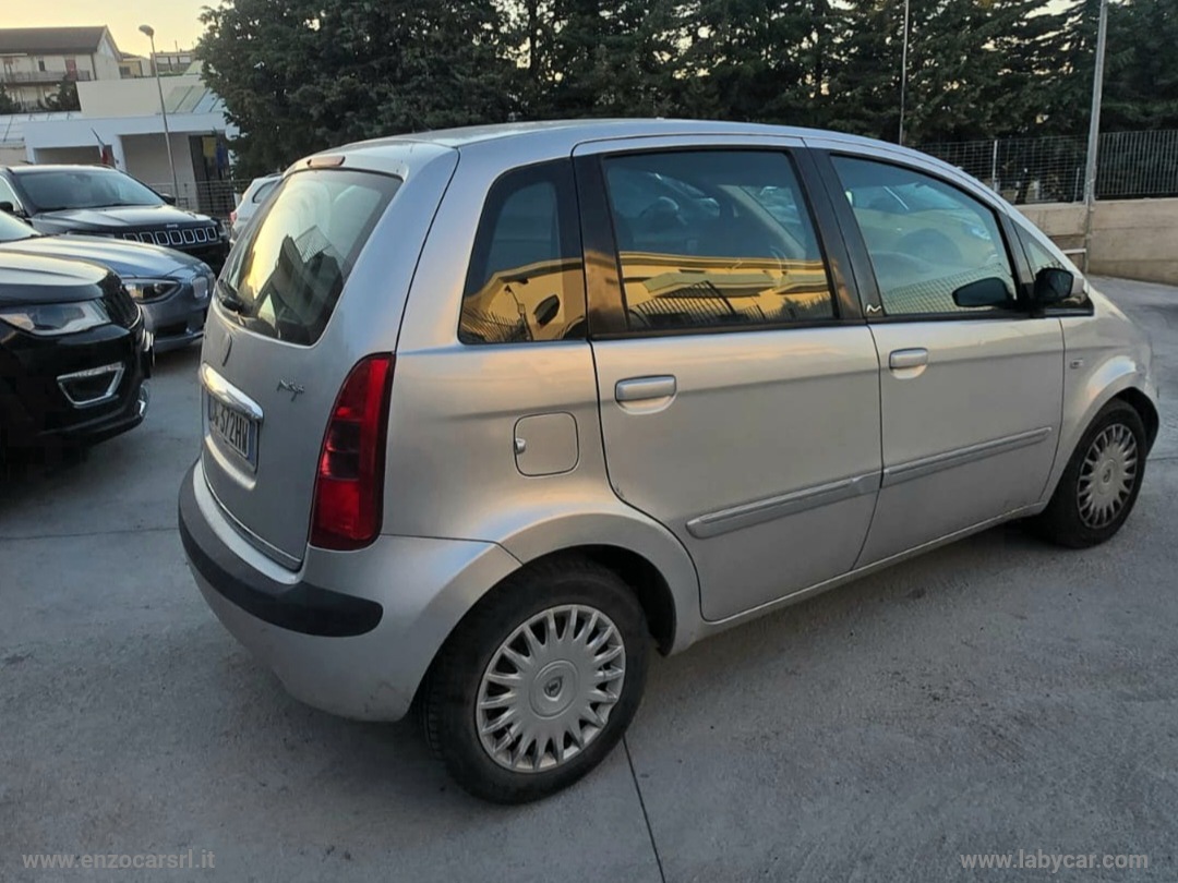 Musa 1.3 MJT 16V 90 CV Oro - immagine 8