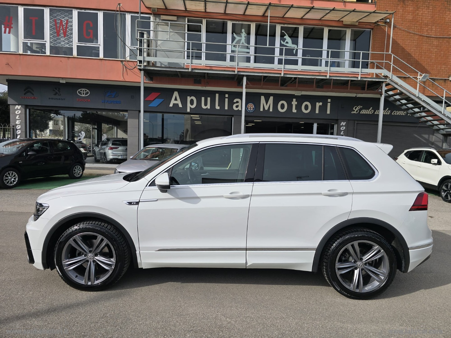 Tiguan 2.0 TDI DSG Business BMT R LINE - immagine 8