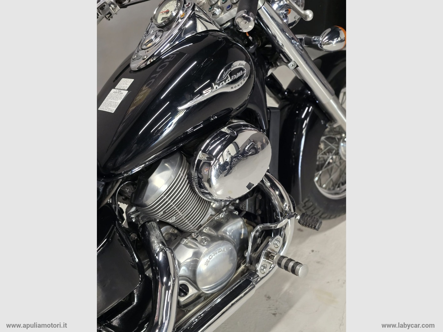 SHADOW 750 - immagine 8